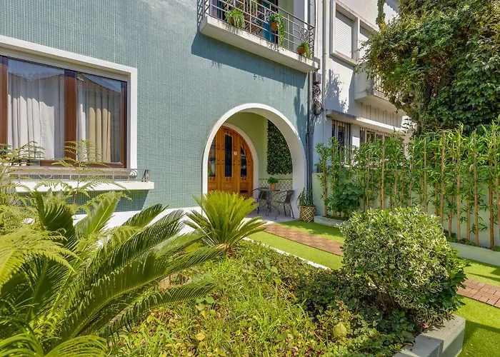 Casa Da Musica GuesthouseHotel Porto